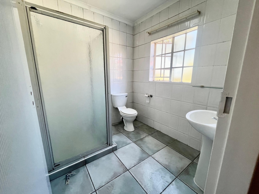 To Let 3 Bedroom Property for Rent in Protea Park North West